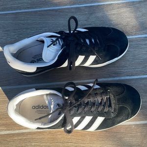 Adidas Gazelle Black suede Sneakers Size 6 Women